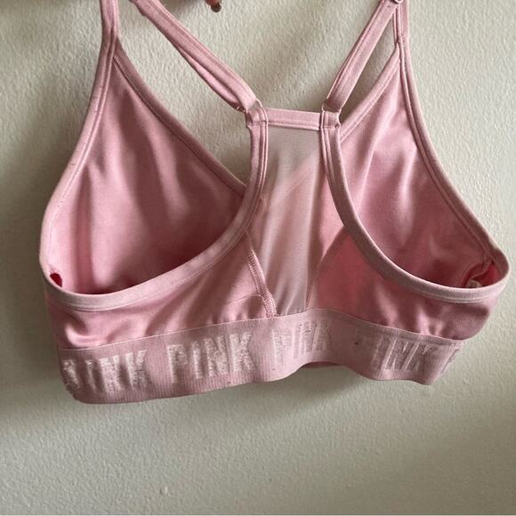Xs Victoria’s Secret pink ultimate sports bra with removable padding - Picture 2 of 5